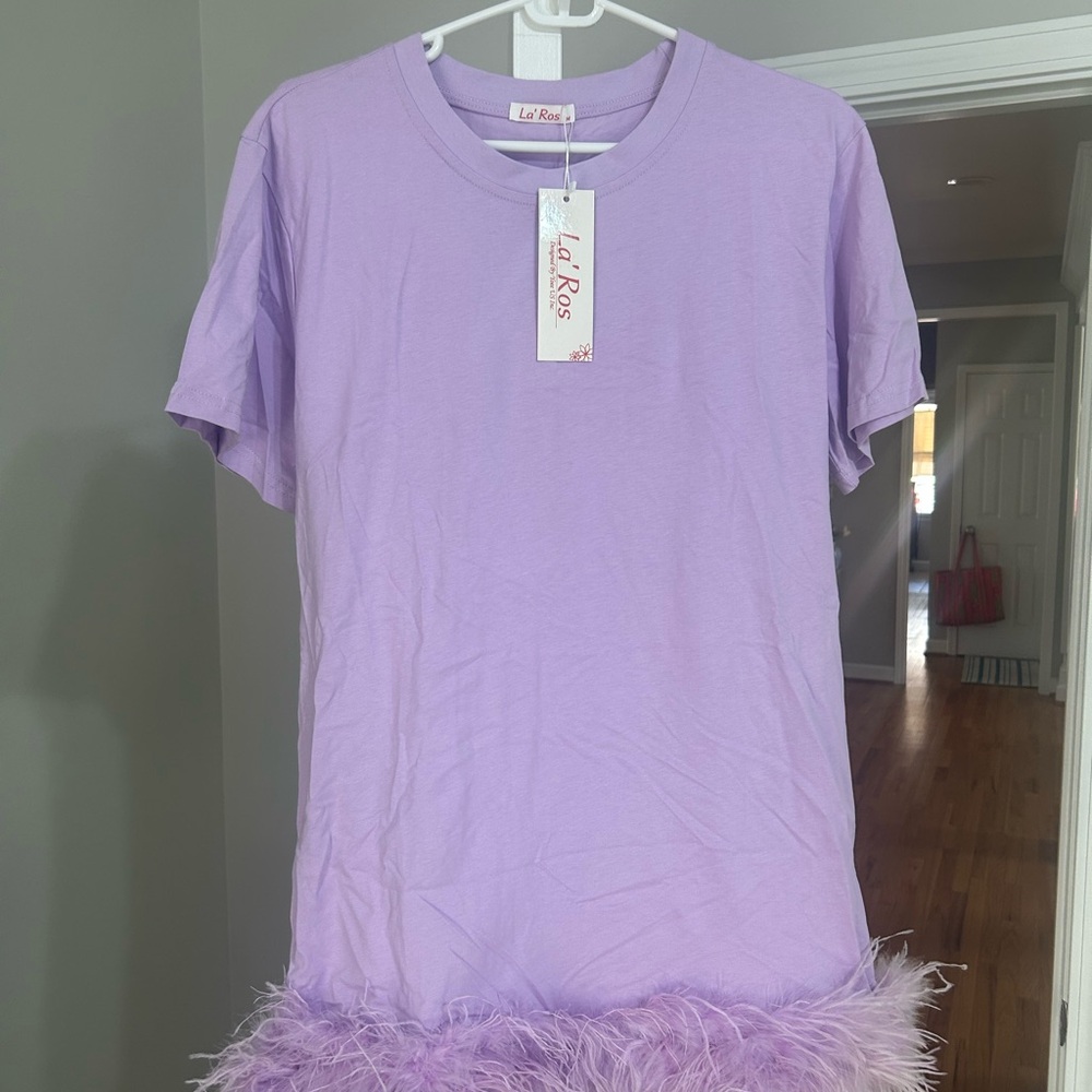 Women’s M NWT La Ros short sleeve feathered t shirt dress lavender purple